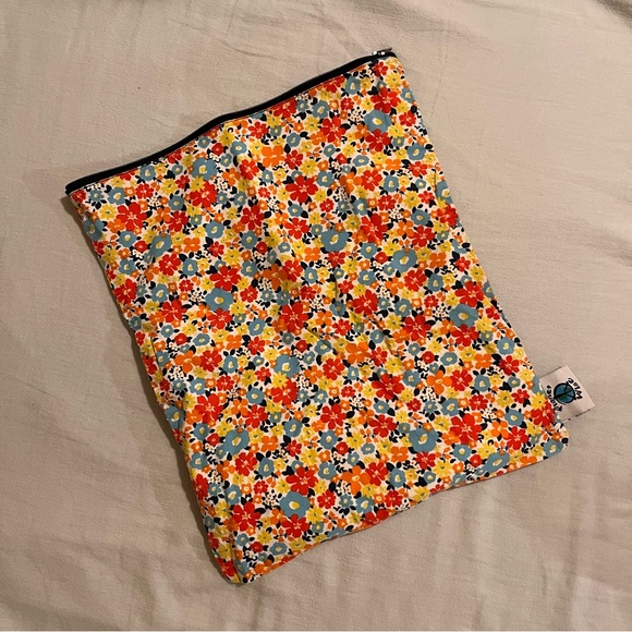 Planet Wise Other - 🫧 Planet Wise Wet Bag - EUC - Zipper PUL Bag For Cloth Diapering Or Swim